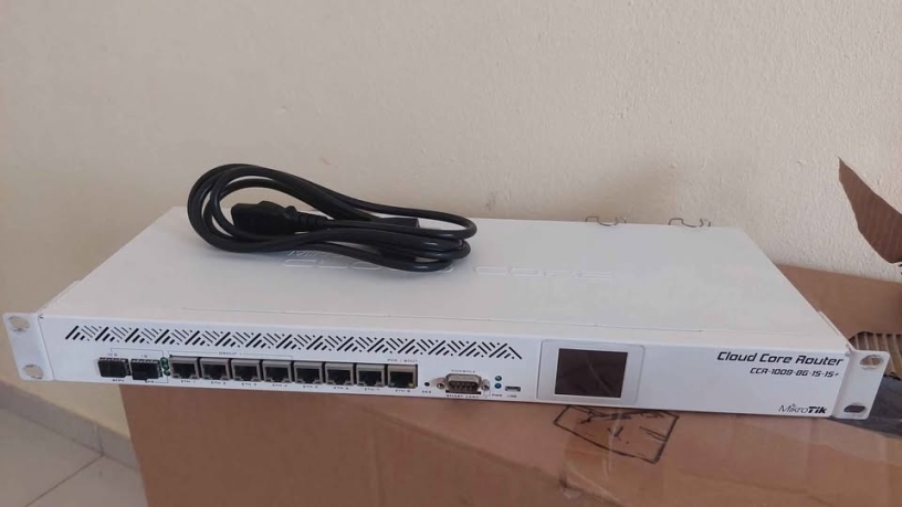mikrotik-ccr1009-8g-big-0