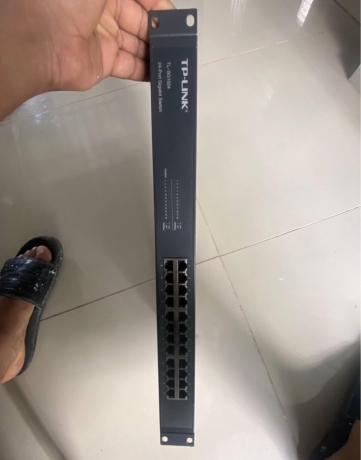 vendo-2-swicht-gbit-16port-y-24port-big-1
