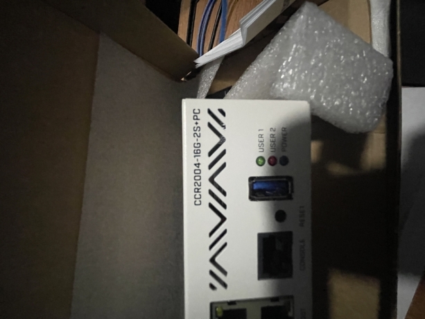 mikrotik-ccr2004-16g-2spc-big-1