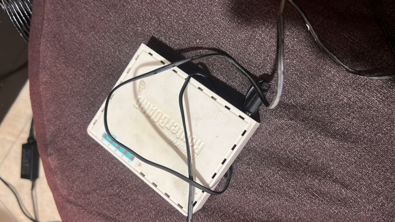 mikrotik-750-big-0