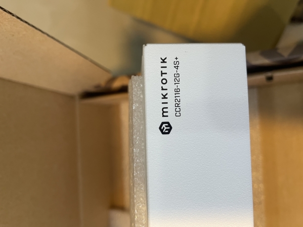 mikrotik-ccr2116-12g-4s-big-1