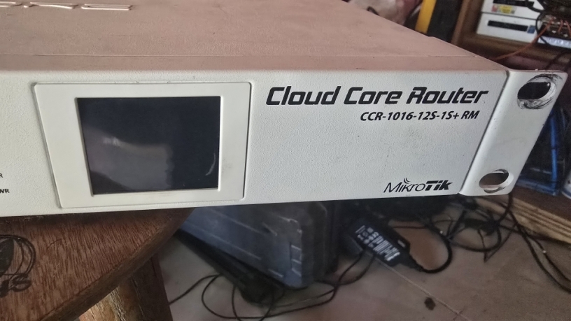 ccr1016-12s-1s-rm-big-0