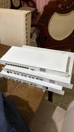 ccr1009-mikrotik-y-ccr1072-ccr1036-big-0