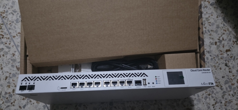 mikrotik-ccr1036-8g-2s-big-1