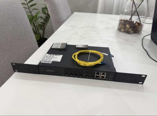 olt-hioso-4-pon-big-1