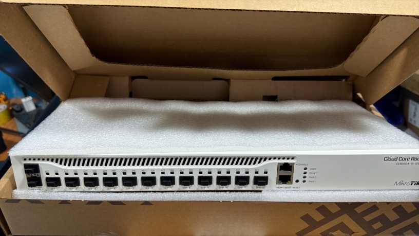 mikrotik-ccr2004-1g-12s2xs-rm-big-0