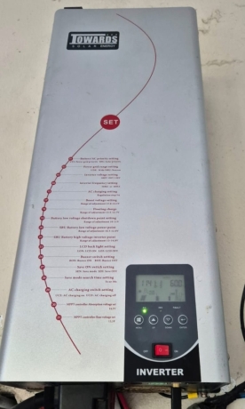 inversor-hibrido-pv33-6048-tlv-pv3300-big-0
