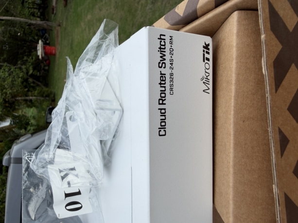 crs326-24s2qrm-switch-mikrotik-big-1
