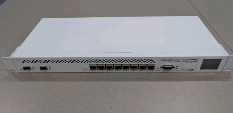 mikrotik-ccr1036-big-0