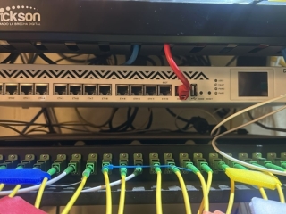 ccr-1016-con-12-puerto-de-gigabit-full