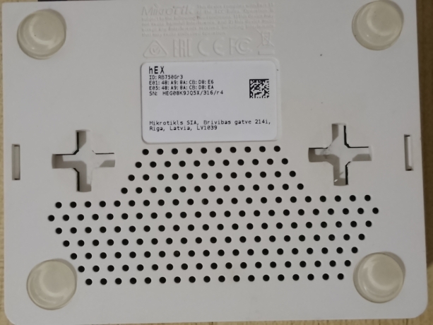 mikrotik-rb750gr3-big-1