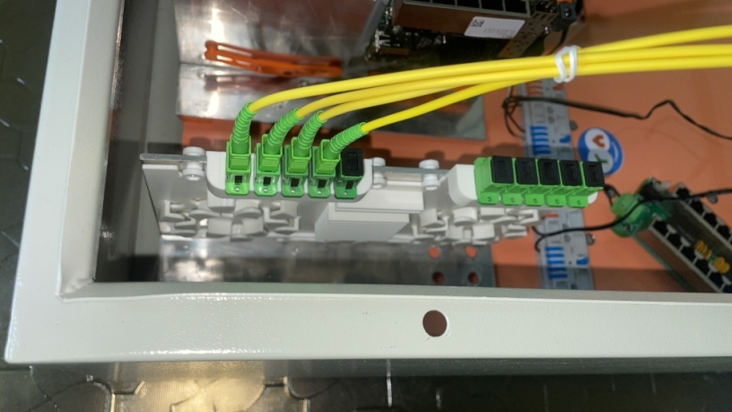cables-patch-cord-de-fibra-optica-scapc-scupc-big-1