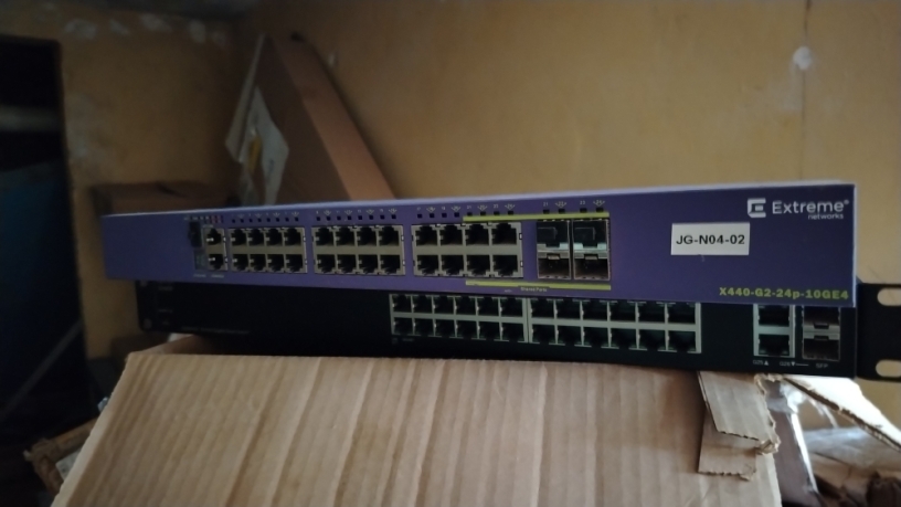switch-poe-extreme-network-x440-g2-24-10gb-big-1